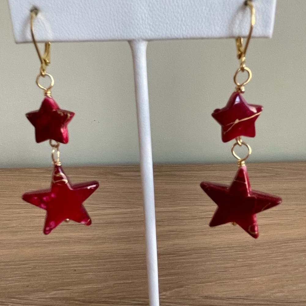 HAND CRAFTED EARRINGS Double Stars Red Gold Veins - Picture 5 of 10